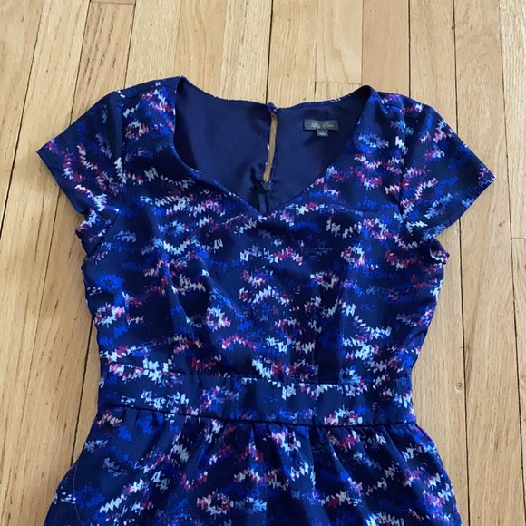 4/$20🥳 Lily Rose Short Sleeved Dress Size Small - Picture 6 of 8